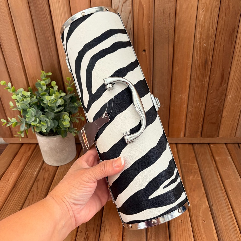 Vintage Style Y2K Zebra Print Wine Case, Repurposed Purse - Picture 6 of 10